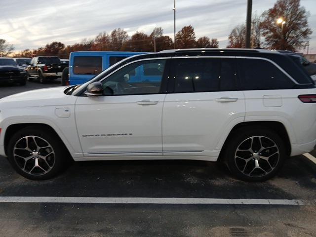 2023 jeep grand cherokee 4xe summit reserve