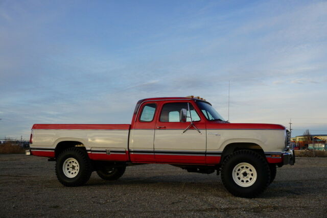 rare 1977 dodge power wagon, adventurer 100, 4x4, original