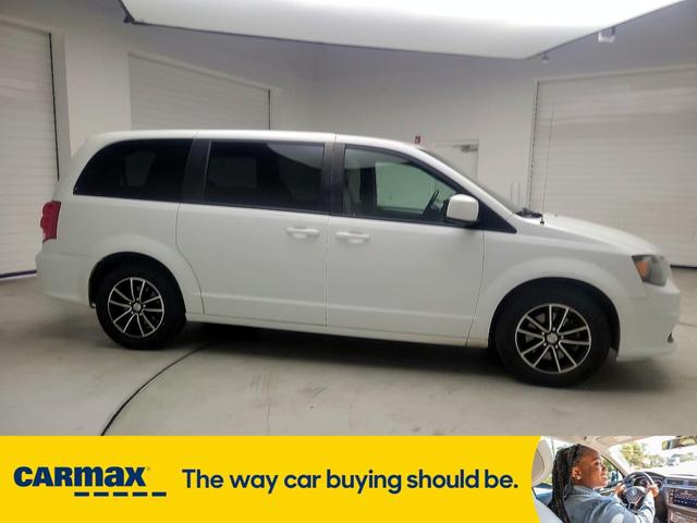 2019 dodge grand caravan gt