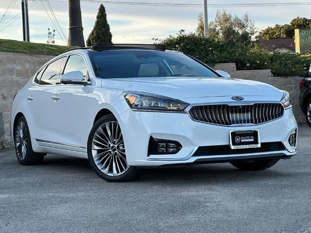 2017 kia cadenza limited in oxnard, california