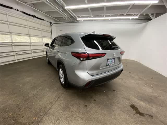 2021 toyota highlander l