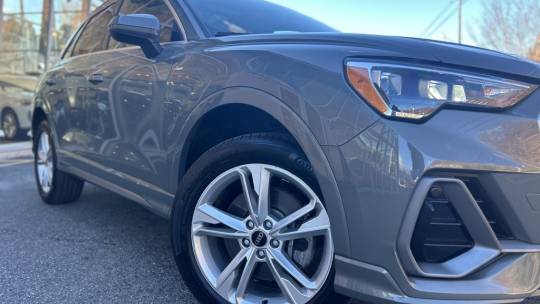2022 Audi Q3