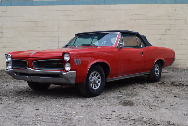 1966 pontiac lemans convertible (been in a barn since early 80's)