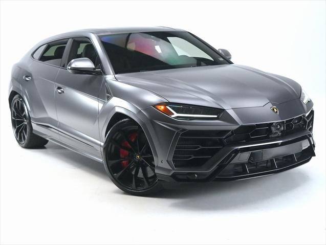 2019 lamborghini urus base