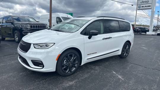 2024 Chrysler Pacifica