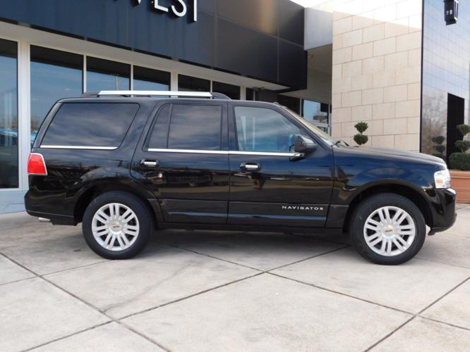 used 2011 lincoln navigator 4wd landover hills, md 20784 for sale in lanham, maryland