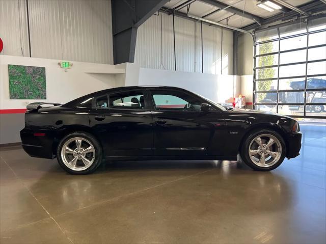 2011 dodge charger r/t