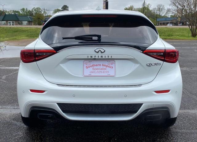 2017 infiniti qx30 sport
