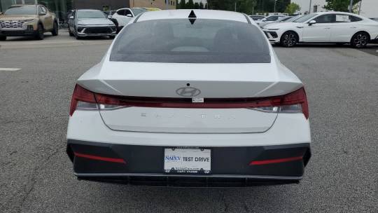 2024 Hyundai Elantra