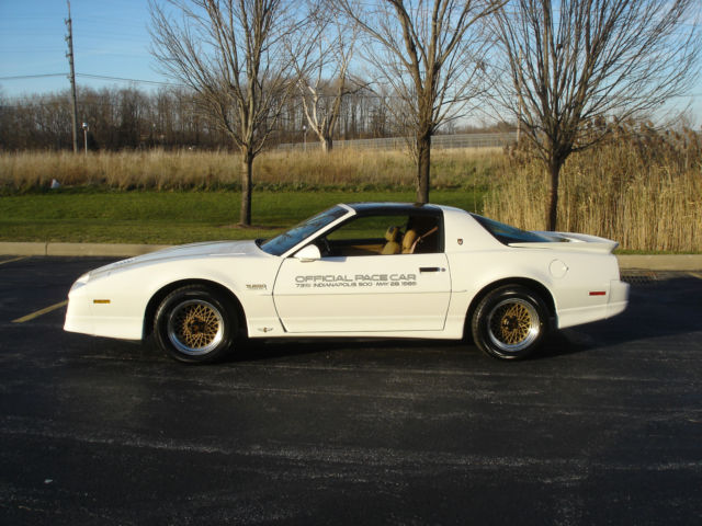 1989 pontiac 20th anniversary turbo trans am indy pace car