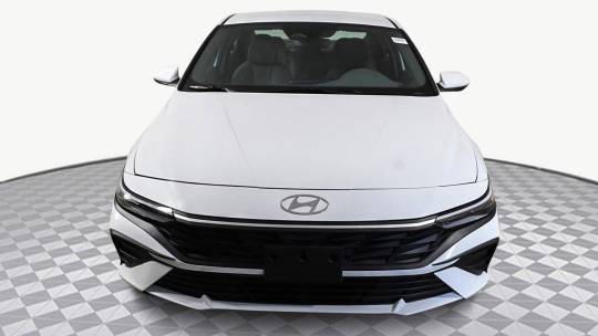 2024 Hyundai Elantra