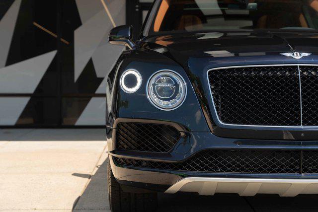 2019 bentley bentayga v8