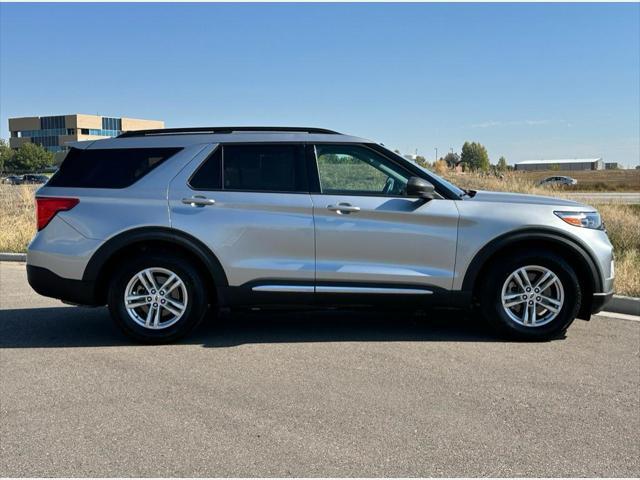 2021 ford explorer xlt