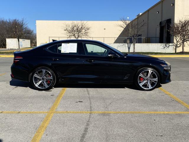 2024 genesis g70 2.5t rwd