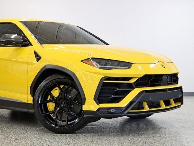 2021 lamborghini urus in hickory hills, illinois
