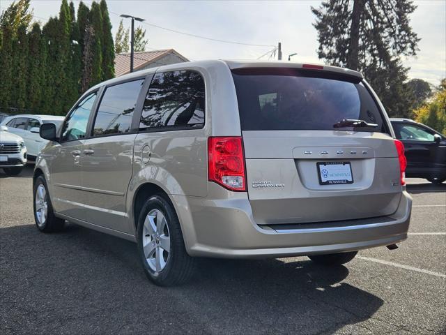 2013 dodge grand caravan se