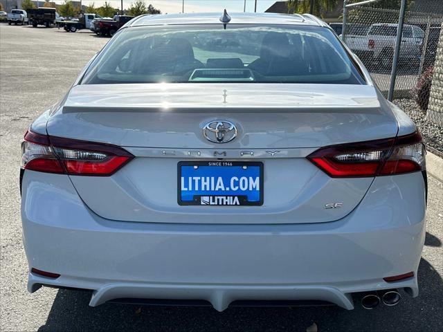 2023 toyota camry se