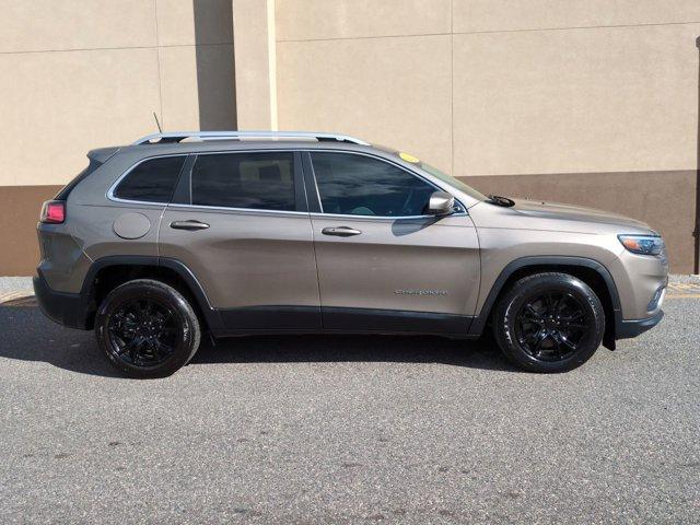 2020 jeep cherokee latitude plus