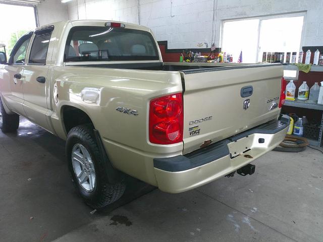 2011 dodge dakota