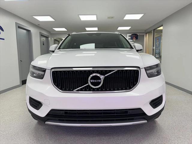 2022 volvo xc40 t4 momentum