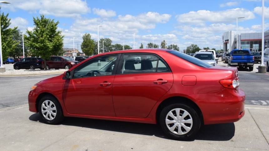 2011 toyota corolla le
