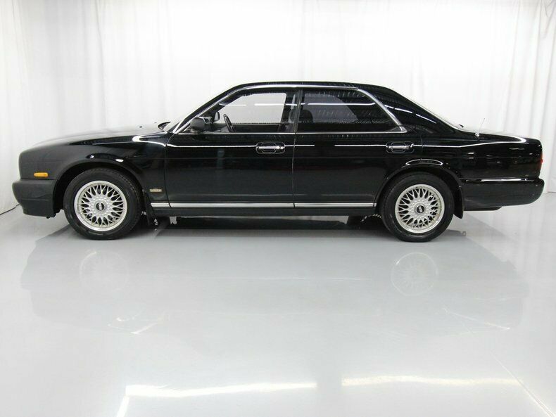 1992 nissan gloria gt