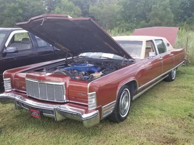 1975 lincoln continental town car