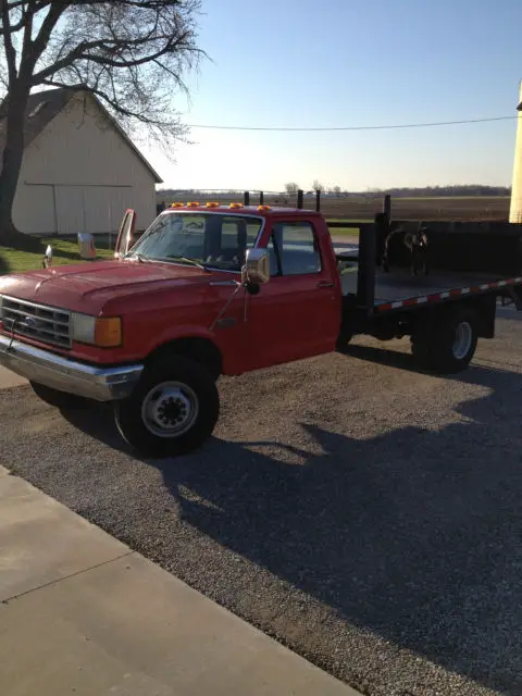 ford superduty 7.3 liter diesel flatbed & lift gate video below!!!
