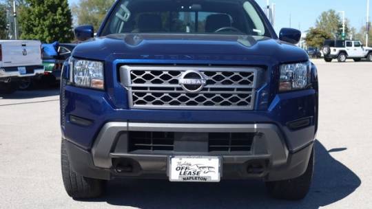 2022 nissan frontier sv
