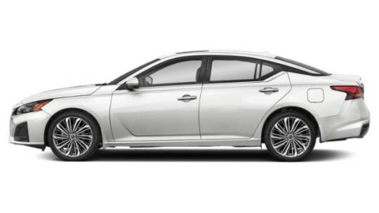 2025 Nissan Altima