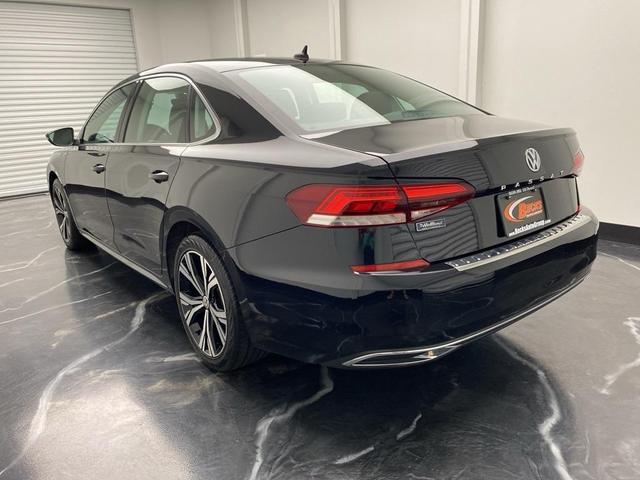 2022 volkswagen passat 2.0t se