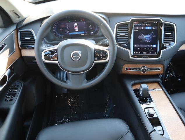 2024 volvo xc90 b6 awd plus bright theme 7p