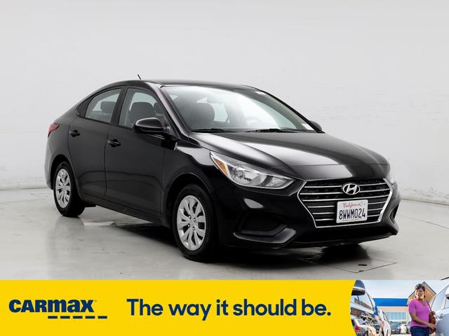 2019 hyundai accent se