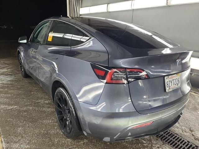 2022 tesla model y long range