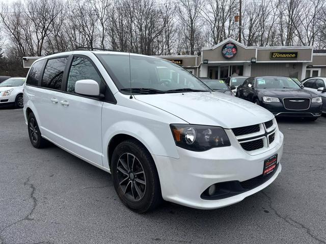 2018 dodge grand caravan gt