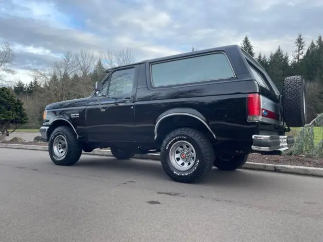 1991 ford bronco xlt sport utility 2-door 5.8l 4x4 low miles 95k original miles