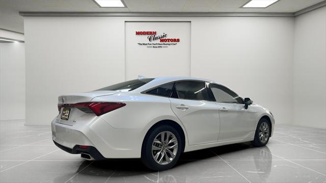 2022 toyota avalon xle