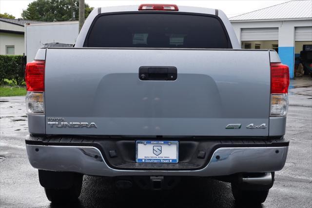 2010 toyota tundra limited