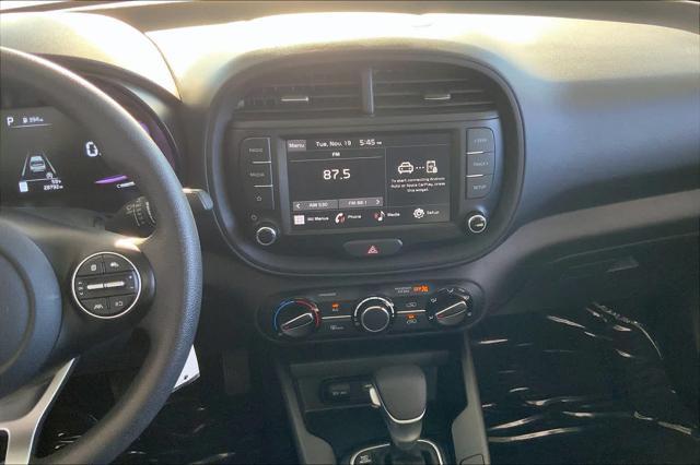 2023 kia soul lx