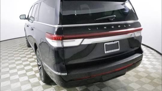 2022 Lincoln Navigator