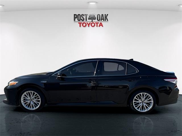 2018 toyota camry hybrid xle