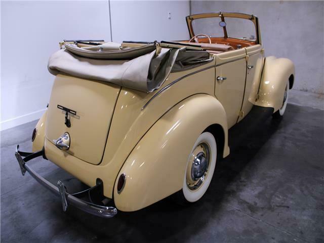 1938 ford flathead v-8 manual convertible white