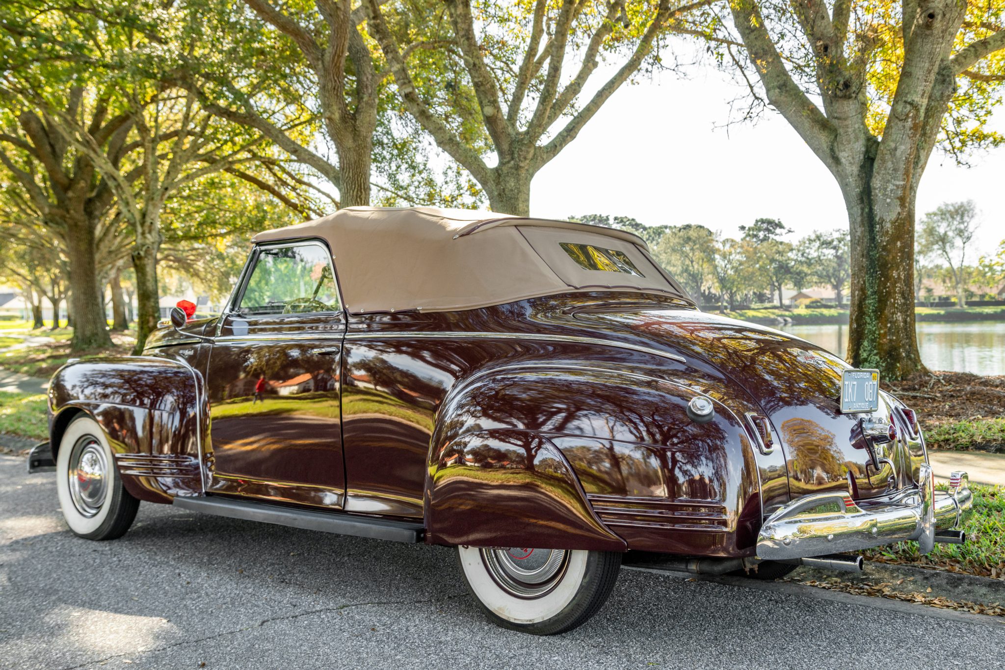 1941 plymouth p12 special deluxe convertible