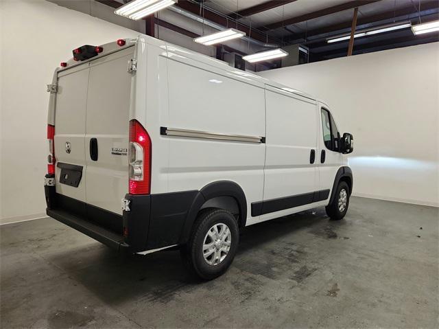 2024 ram promaster 1500 low roof