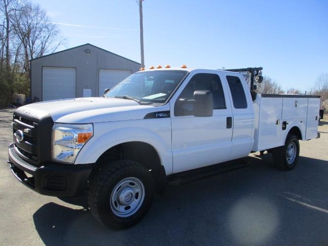 used 2011 ford f350 4x4 supercab super duty frankfort, ky 40601 for sale in frankfort, kentucky