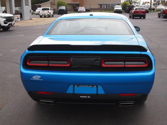 2023 dodge challenger sxt
