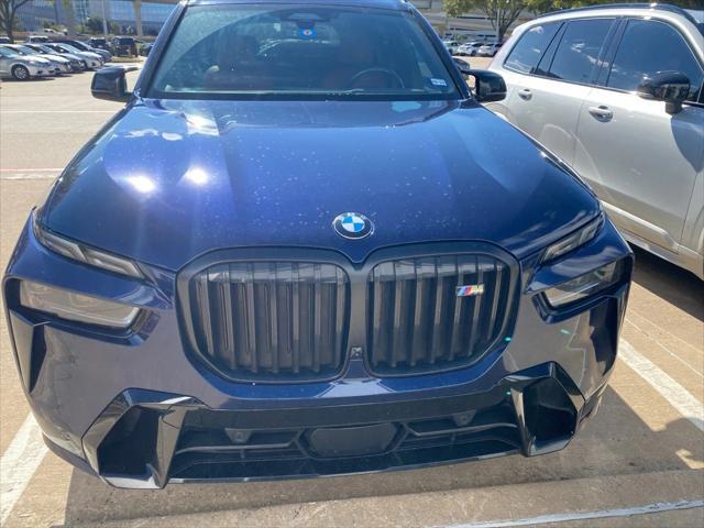 2023 bmw x7 m60i