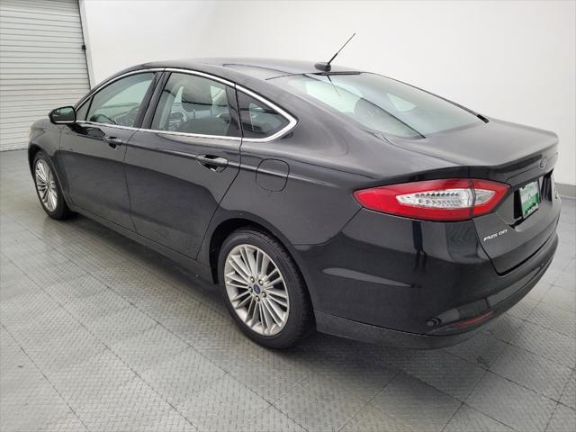 2014 ford fusion se