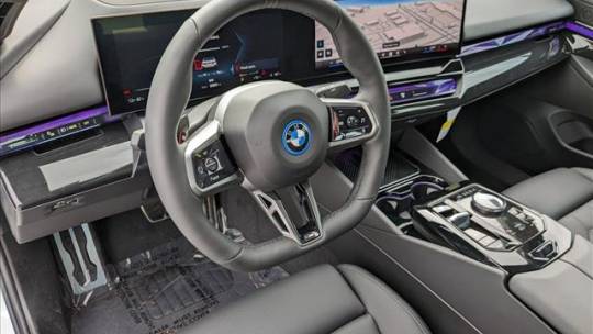 2024 BMW i5