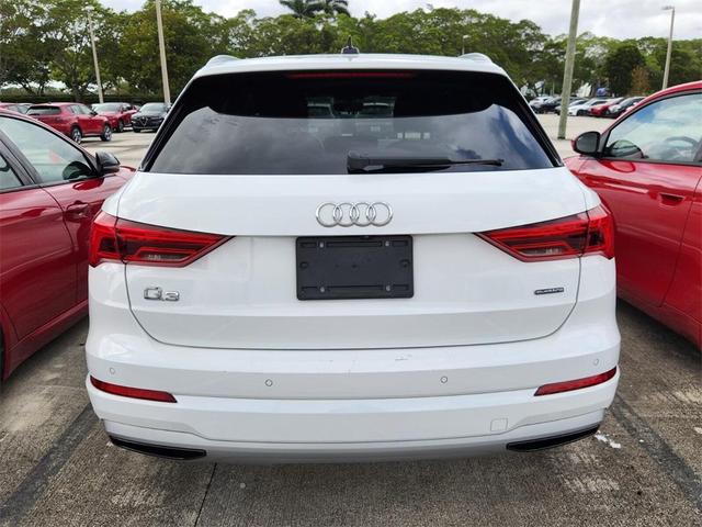 2020 audi q3 45 premium